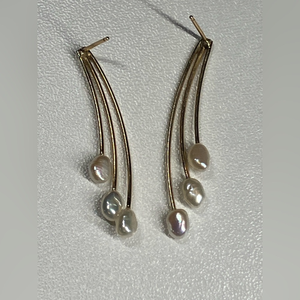 Vintage 14k Yellow Gold Pearl Earrings
